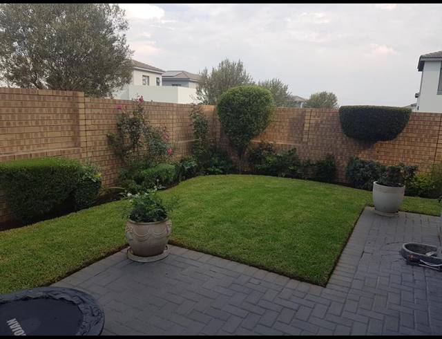 3 BEDROOM HOUSE FOR SALE IN THATCHFIELD